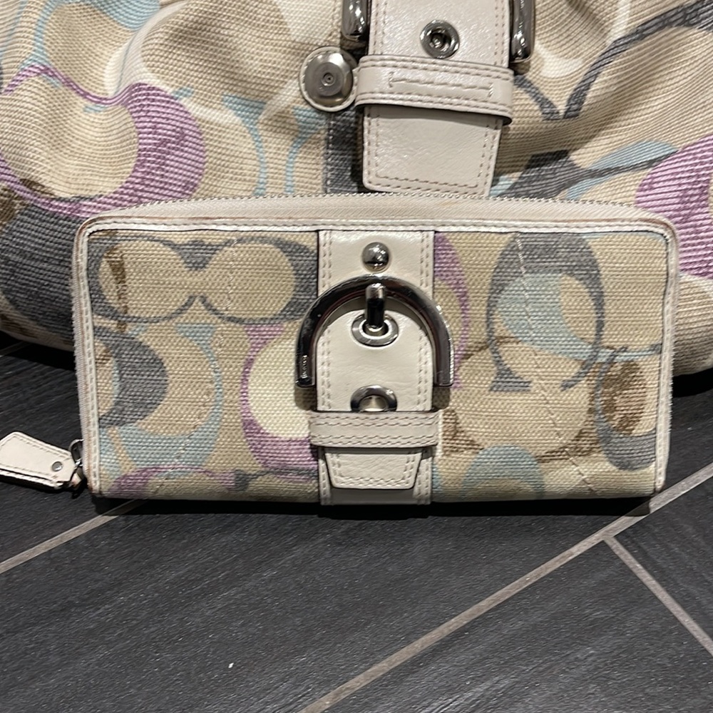 Coach satchel - Picture 9 of 12